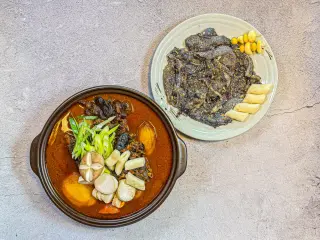 오골계 숯불구이(2인분)+반마리 볶음 - 75,000 추천 메뉴 사진